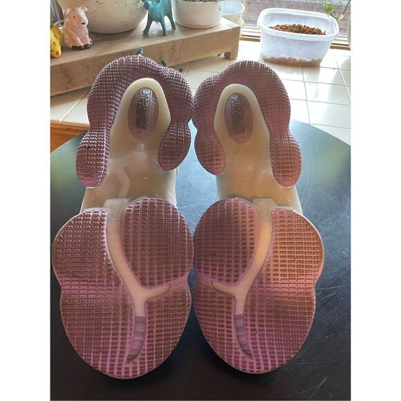 Nike LeBron 19 Basketball Shoes (SZ 10) - Picture 5 of 5